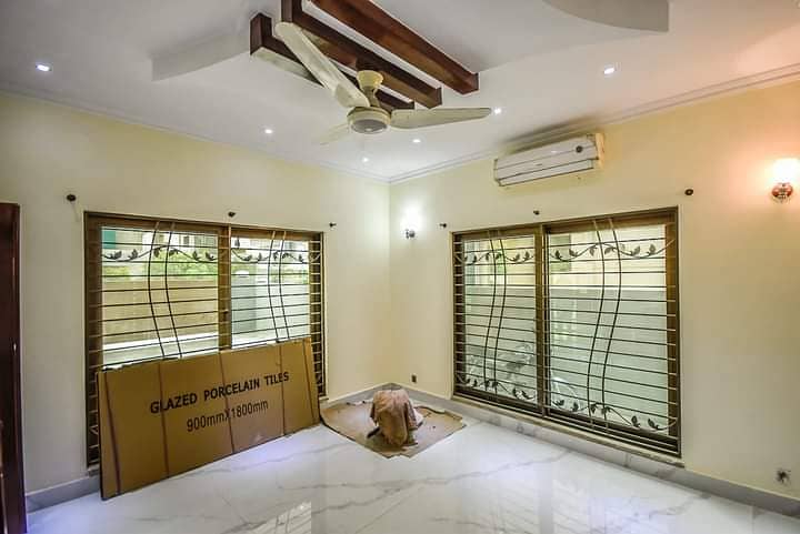 20 Marla Super Hot Located Bungalow Is Available For Rent In The Best Block Of DHA Phase 1 Lahore. 8