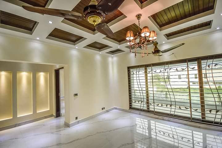 20 Marla Super Hot Located Bungalow Is Available For Rent In The Best Block Of DHA Phase 1 Lahore. 10