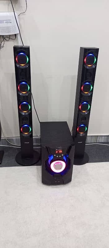 RB 110 Audionic Bass tube 2 standing Speakers for Sale 4