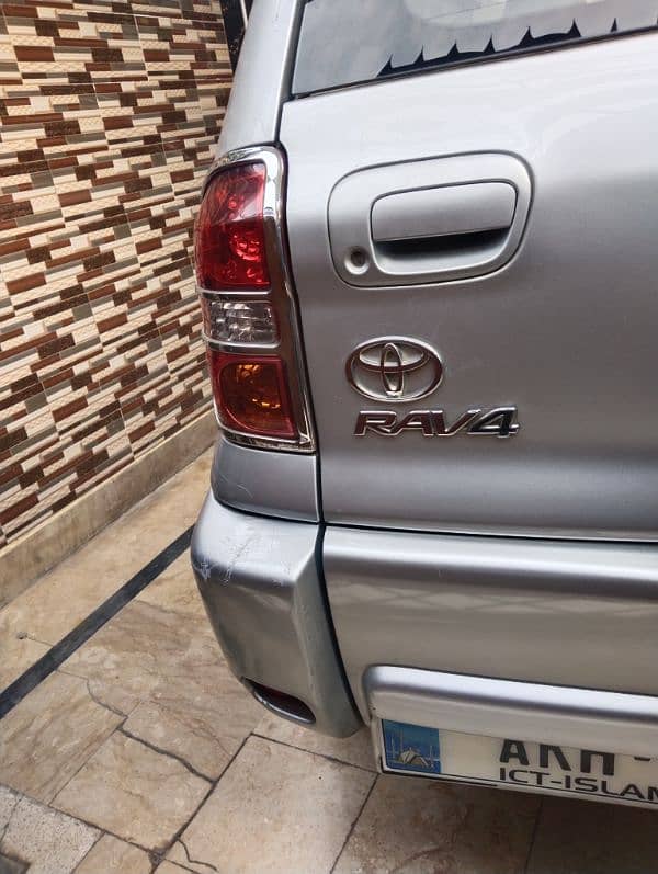 Toyota Rav4 2004 13