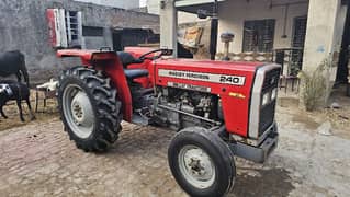 tractor 240 model 2017 MF