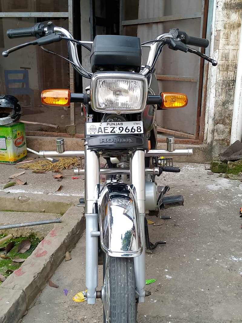 Honda CD 70 2021 1