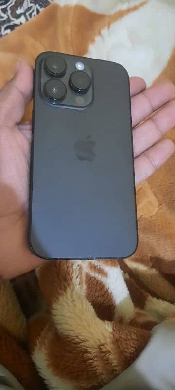 Apple Iphone 14 Pro with device working Sim Life time 1