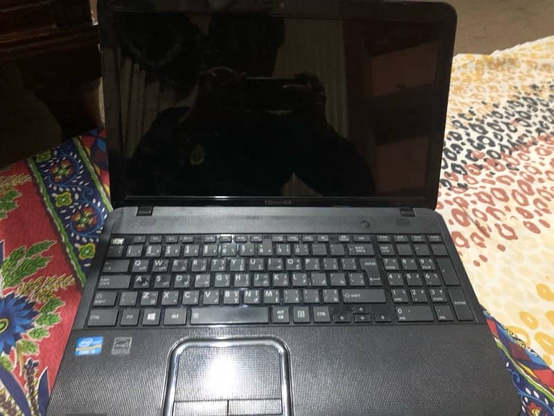 toshiba laptop urgent for sell 9/10 condition 0