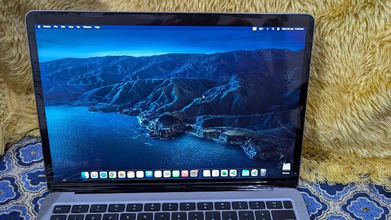 MacBook Air 2020 M1 6