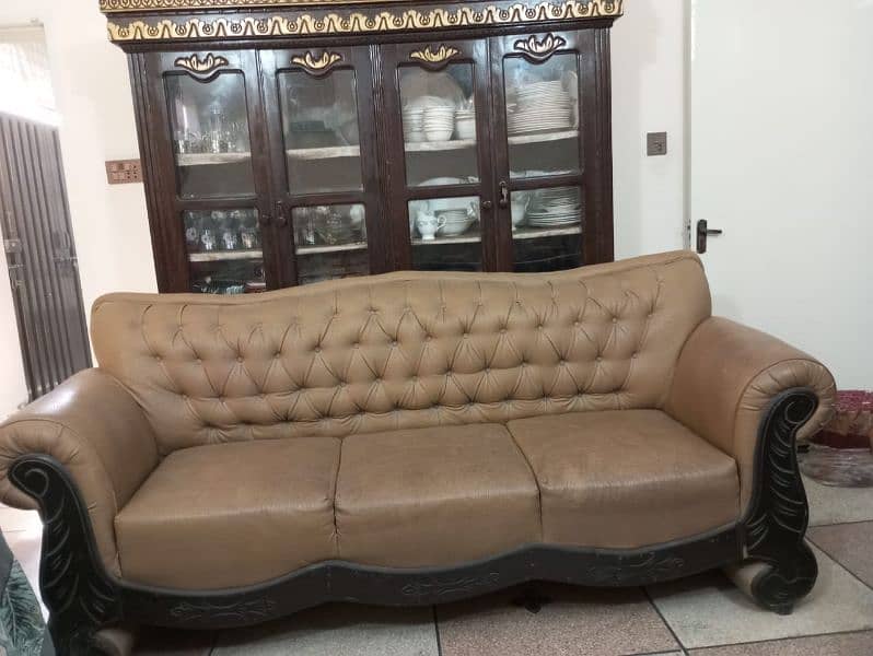 urgent sale Sofa Set 3+2+1 6