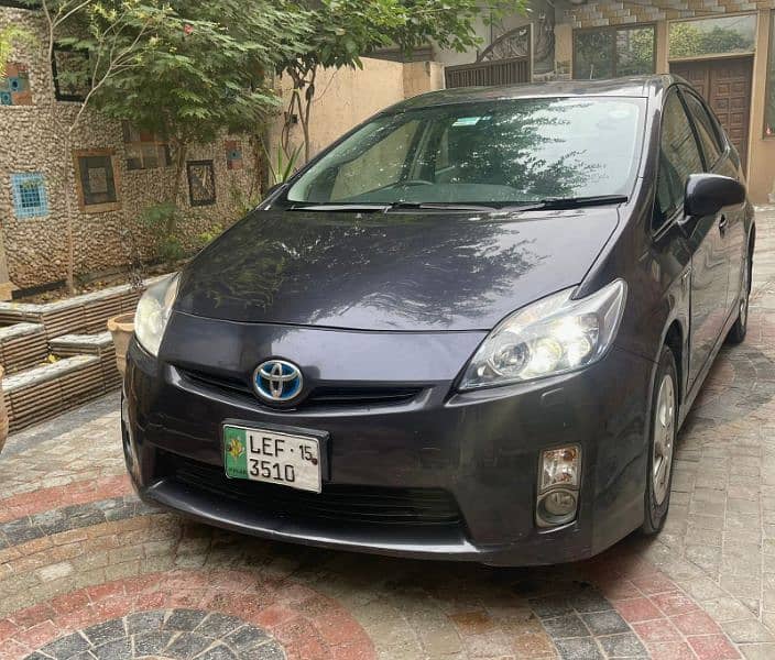 Toyota Prius 2011 13