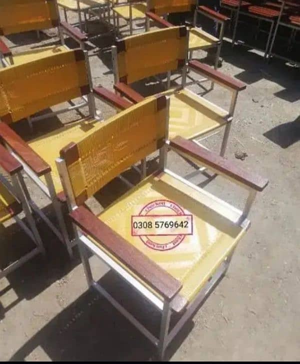 STUDENT CHAIRS AND SCHOOL COLLEGES RELATED FURNITURE AVAILABLE 15