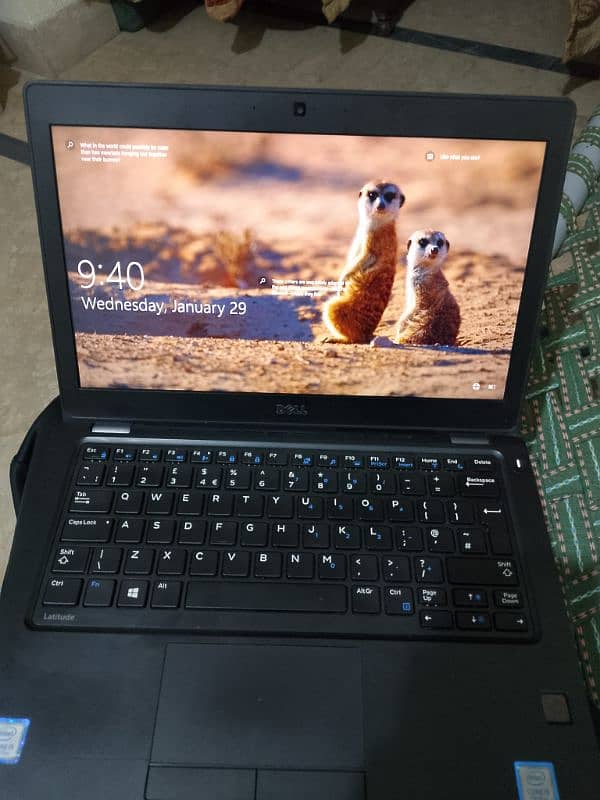 dell latitude 5250 4