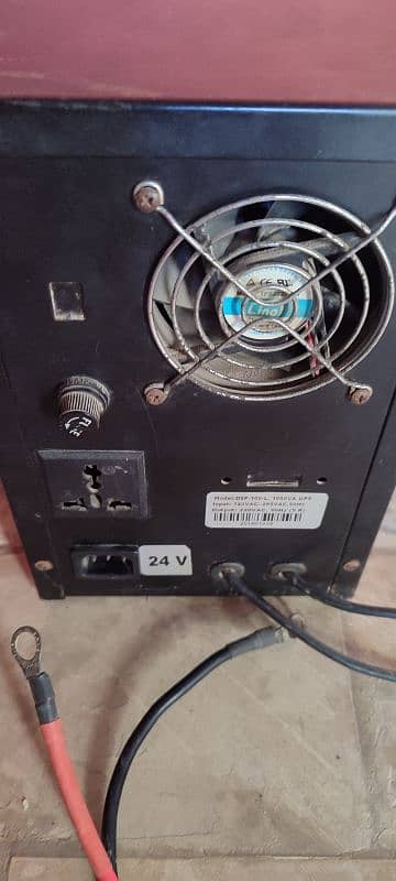 2 UPS 24 volts UPS & 12 volt 1