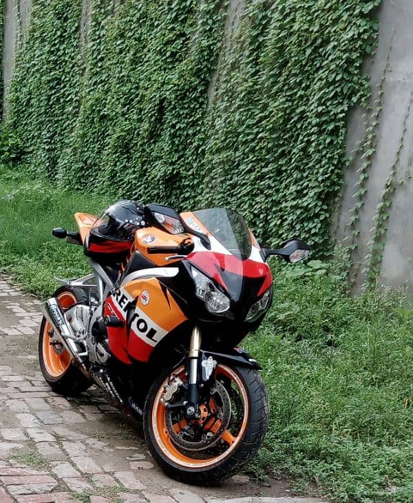 Honda CBR 1000 Fireblade 3