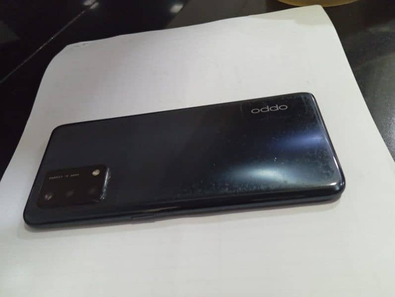 Oppo F19 ( with Box) 3