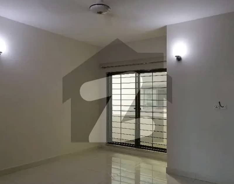 10 Marla 3 Bedroom Apartment For Sale 2