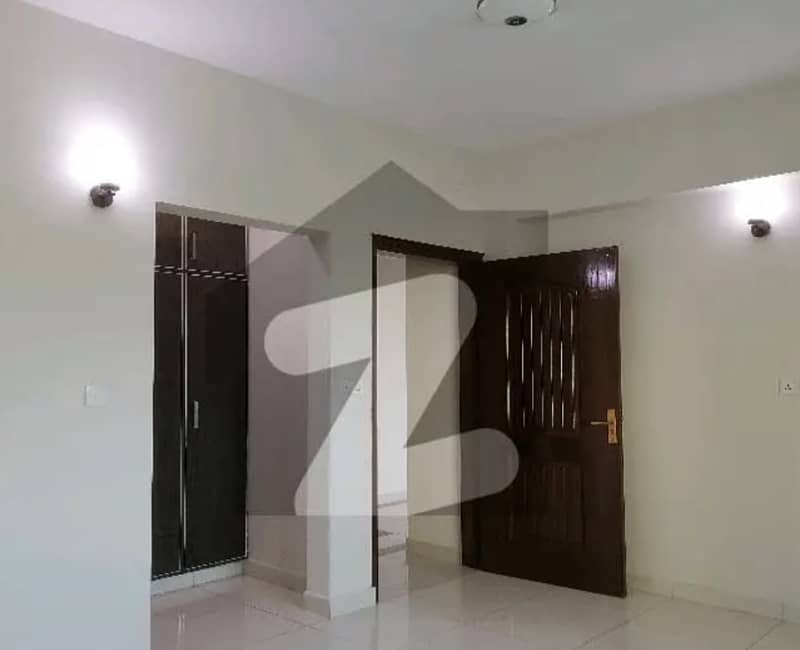 10 Marla 3 Bedroom Apartment For Sale 7