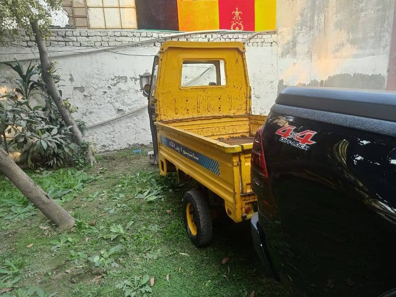 Siwa Loader Rickshaw Model 2016 13