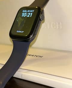 Apple Watch Series 6 – Excellent Condition | Full Accessories