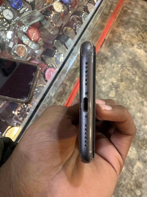 iphone 11 non pta jv 64gb battery 80 1