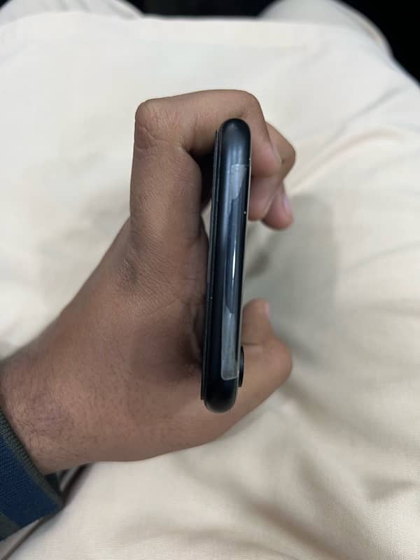 Iphone XR 64 GB 3