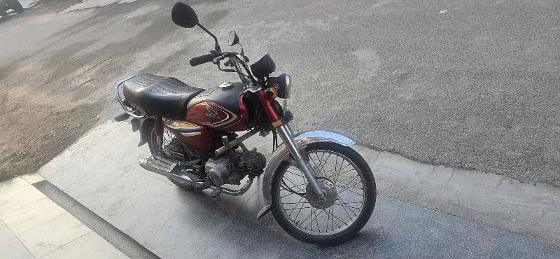 Excellent Condition  Motorcycle for Sale 0