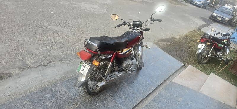 Excellent Condition  Motorcycle for Sale 1