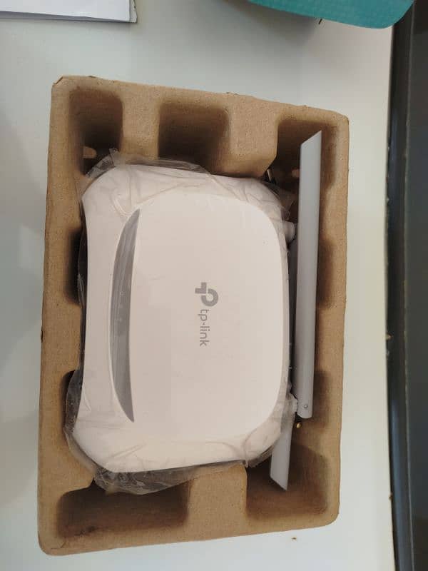 tp-link 300 Mbps wireless N router 3