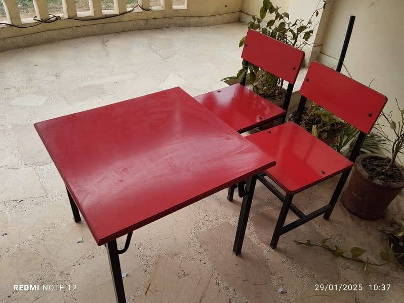 Kids Study Table Small plus 2 chairs 2