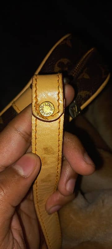 Vintage Authentic Louis Vuitton Marly Dragonne. . . 5