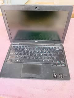 Dell Laptop core i7 4th Generation.