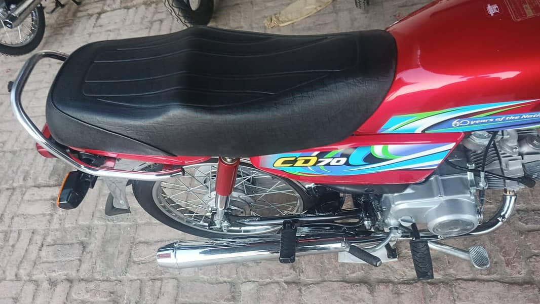 Honda CD70 | MODEL 2024 | TOTAL GENIUN 4