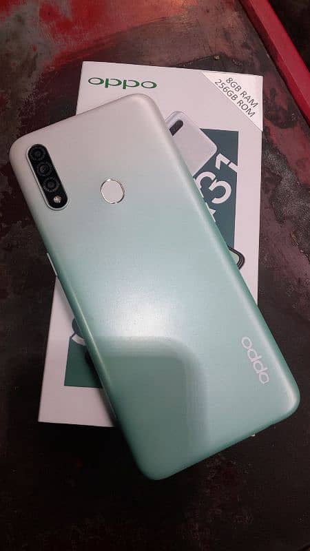 oppo A-31  Mobile 8/256 with box and charger 2