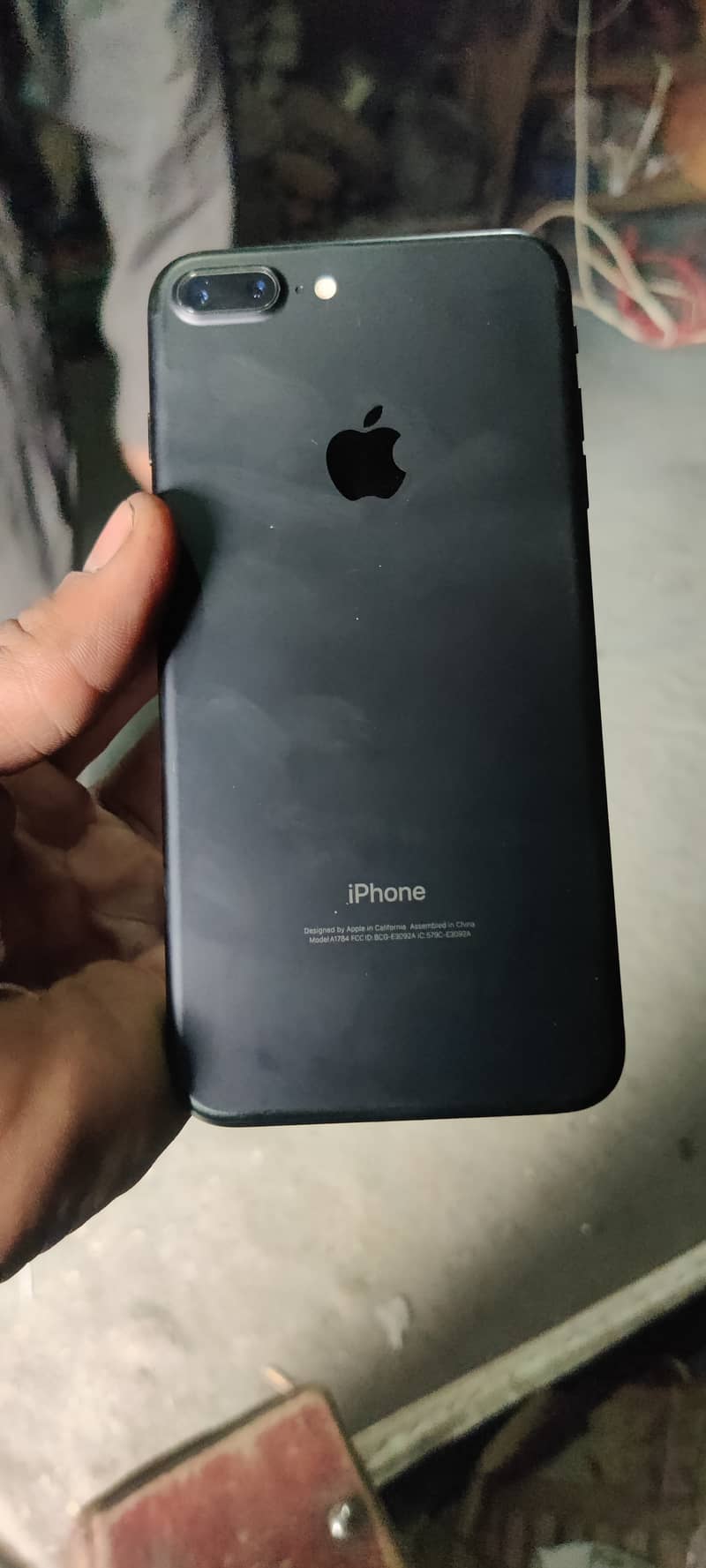 Apple iPhone 7 Plus 0