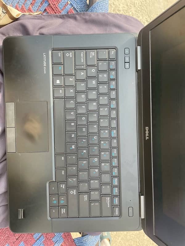 Dell laptop latitude E 5440 4th Ganration 2