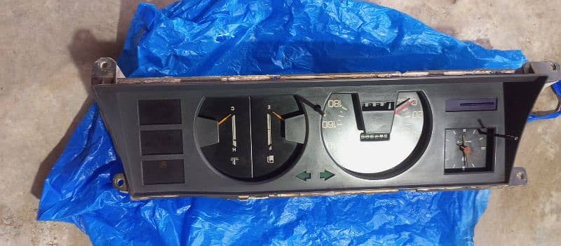 ke70 odo meter/speed meter 1982 3