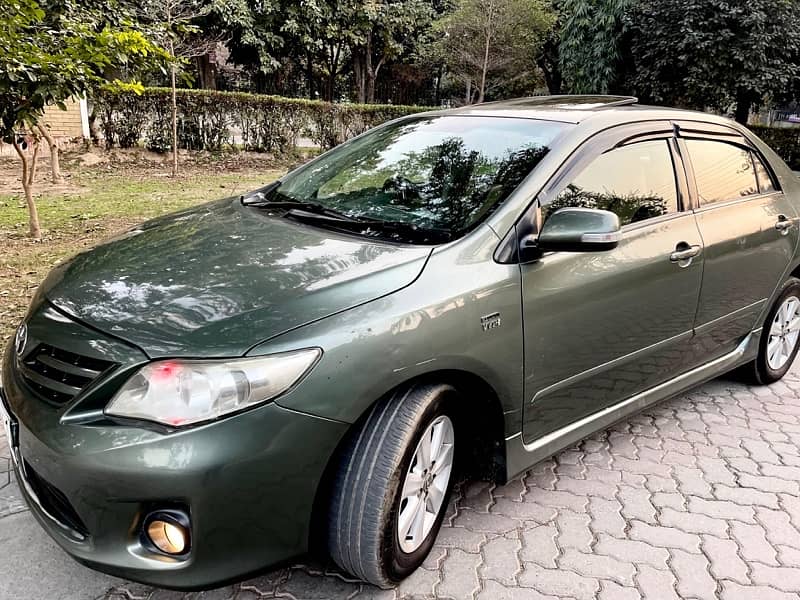 Toyota Corolla Altis 2013 5