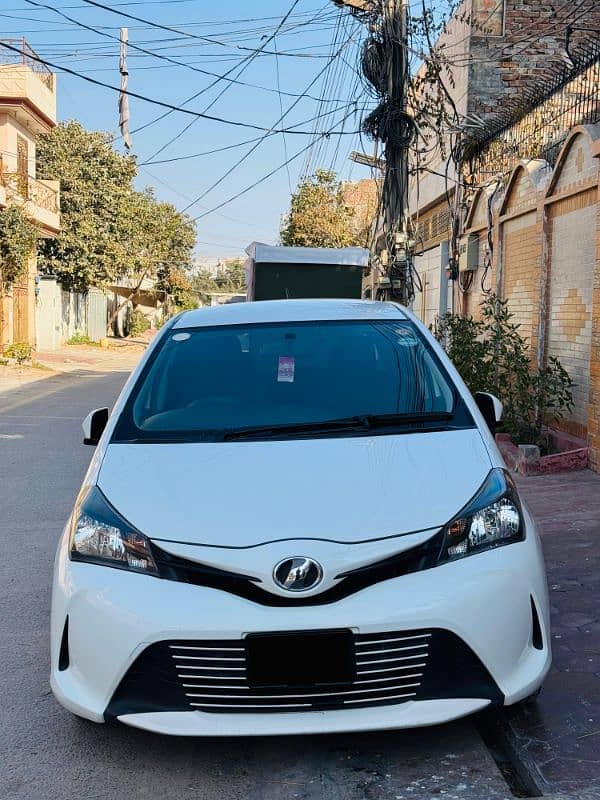 Toyota Vitz 2015 1