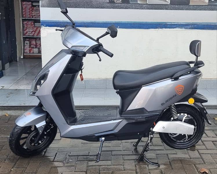 Electric Scooty 10/10 Condition 1