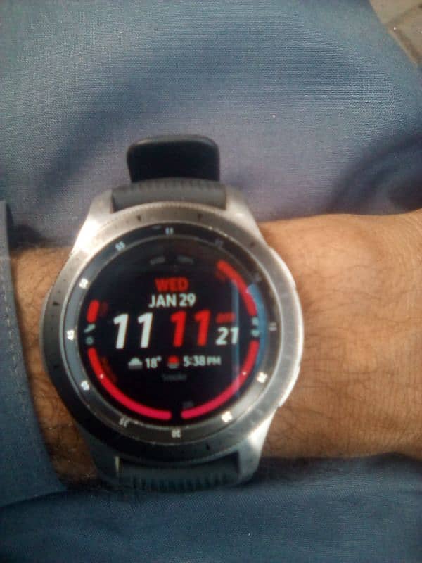 Samsung Galaxy Watch SM-R800 0