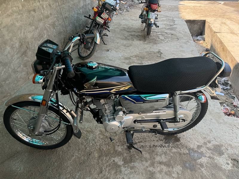 honda 125 bike special addition 2