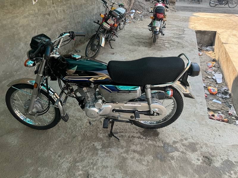 honda 125 bike special addition 4