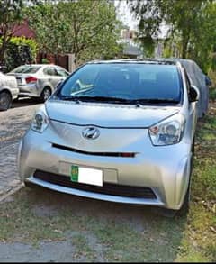 Toyota iQ 2012