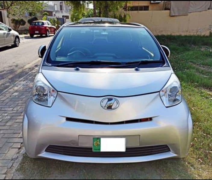 Toyota iQ 2012 2