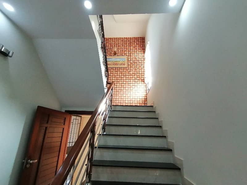 House Is Available For sale In Gulshan-e-Ravi - Block H 2