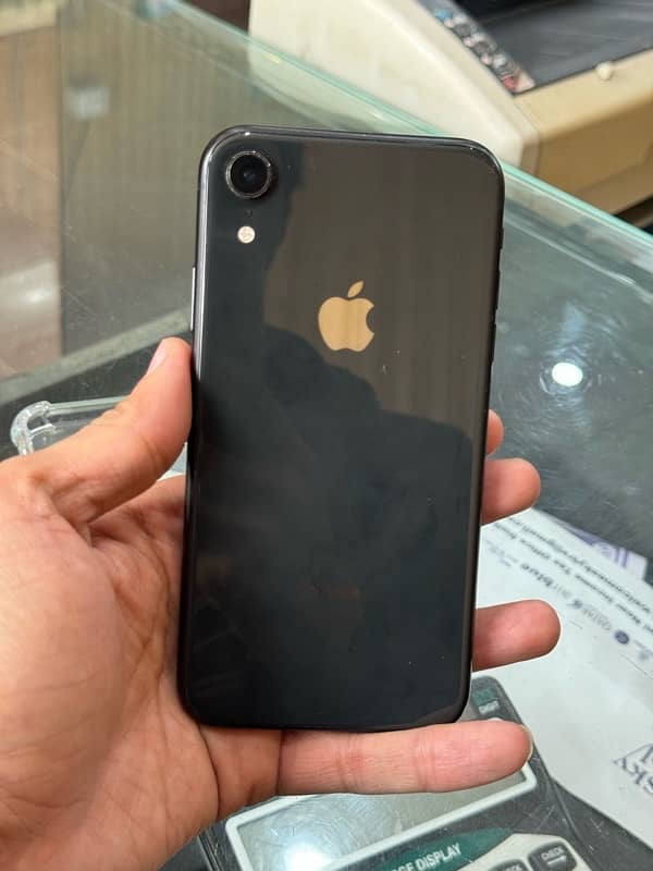 iphone xr factory unlock 256gb 0