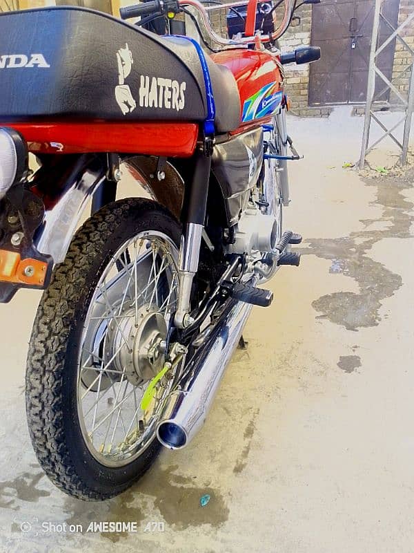 Honda 70 2k24 model urgent sale golden number 3