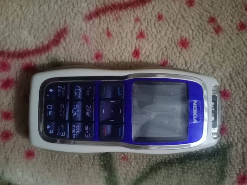 Nokia 3220 1