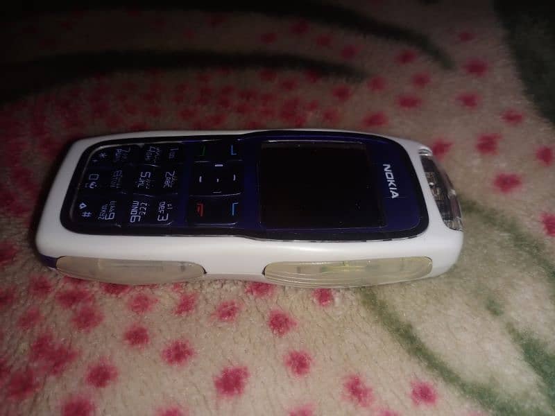 Nokia 3220 2