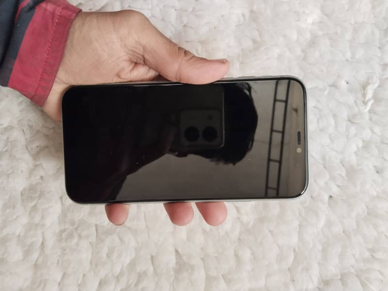 Apple iPhone 11 factory unlock 6