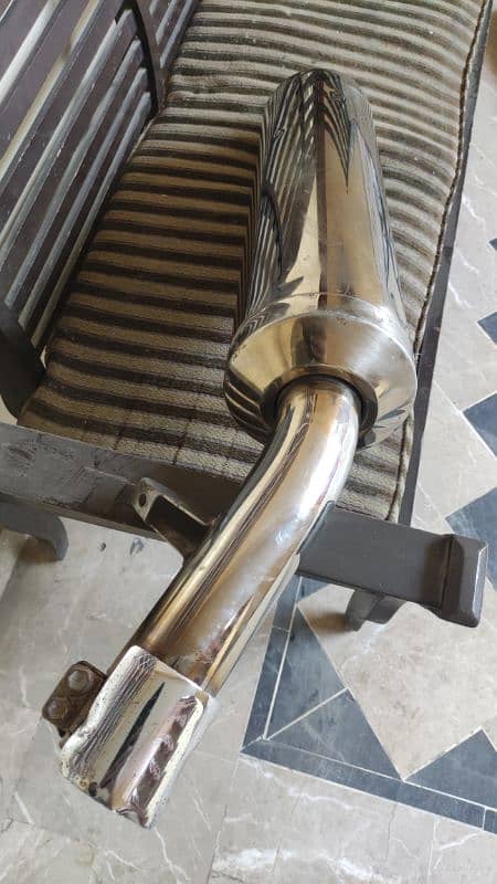 Suzuki Bandit 1250 Exhaust 1