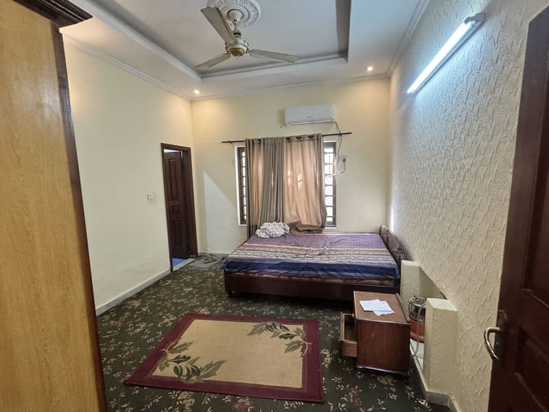 Furnished Ground Portion Available For Rent G-13/2 Main Double Road 11