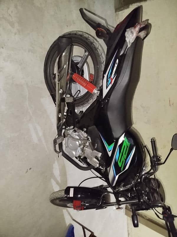 Honda CB 125F Only 400 KM Drive,Zero Meter Condition,Number Registered 2